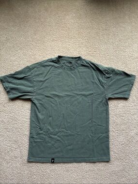 Cove Medium Men's Sage Green Crewneck T-Shirt